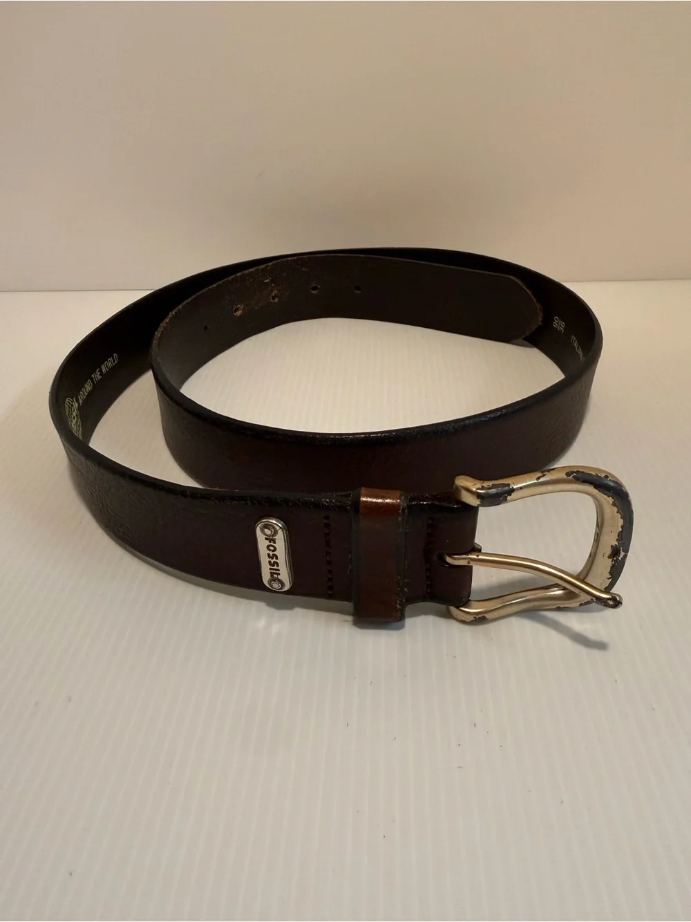Fossil Dark Brown Leather Men's Belt with Gold-Tone Buckle
